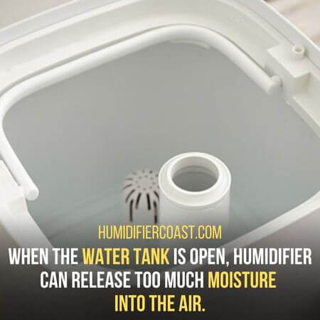 Water tank - Do Humidifiers Make Everything Wet